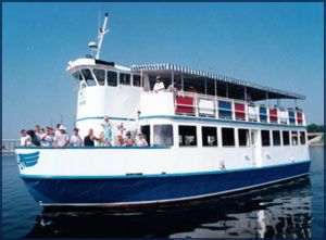 Boat Cruise in Uncle Ernie's Panama City Florida